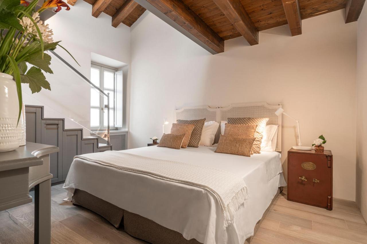 Corlo Holiday Home Lonato Exterior photo